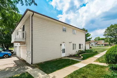 2466 Natchez Drive #D, Columbus, OH 43209 - Photo 2