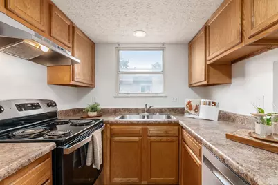 2466 Natchez Drive #D, Columbus, OH 43209 - Photo 10
