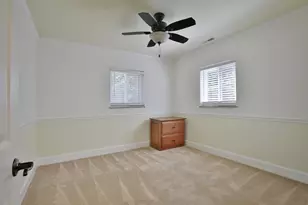 393 Charleston Ave, Columbus, OH 43214 - Photo 34