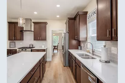 3832 Emmons Avenue, Columbus, OH 43219 - Photo 6