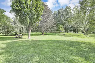 251 Daniel Burnham Square, Columbus, OH 43215 - Photo 52