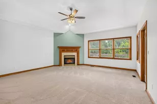 895 Linworth Village Dr, Columbus, OH 43235 - Photo 8