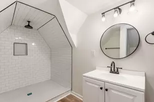 865 Old Leonard Ave, Columbus, OH 43203 - Photo 28