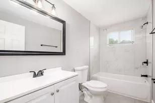 5400 Wendover Dr, Columbus, OH 43232 - Photo 8