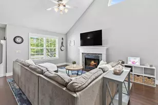 8975 Newmills Ln, Lewis Center, OH 43035 - Photo 6