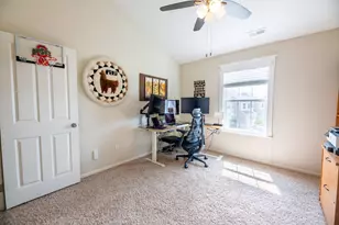 8034 Ravine Run Ln, Columbus, OH 43235 - Photo 38