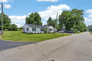41 Lincoln St, Bloomingburg, OH 43106 - Photo 4