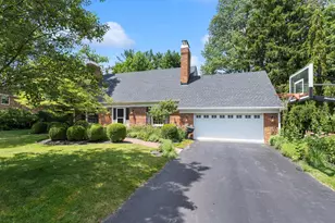 2520 Haverford Rd, Columbus, OH 43220 - Photo 2
