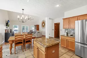 9298 Auburn Ct, Powell, OH 43065 - Photo 8