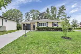 1695 Rocky Pine Loop N, Columbus, OH 43229 - Photo 2