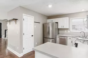 8446 Olenbrook Dr, Lewis Center, OH 43035 - Photo 20