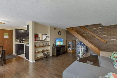 703 Cherry Hollow Road #B, Columbus, OH 43228 - Photo 8