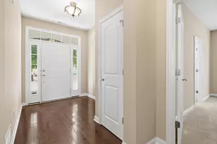 6810 John Dr, Canal Winchester, OH 43110 - Photo 6