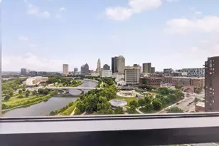1 Miranova Pl, Columbus, OH 43215 - Photo 26