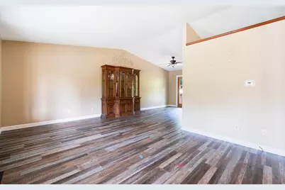 746 Spring Falls Avenue, Springfield, OH 45502 - Photo 14