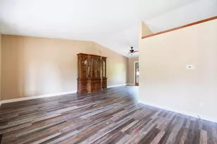 746 Spring Falls Ave, Springfield, OH 45502 - Photo 14