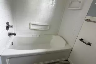 4649 Dundee Ave, Columbus, OH 43227 - Photo 10