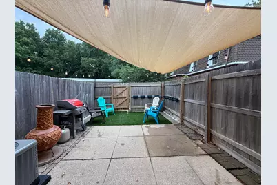 2795 Chateau Circle #50, Columbus, OH 43221 - Photo 4
