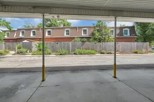 2795 Chateau Cir, Columbus, OH 43221 - Photo 28