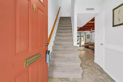 2795 Chateau Circle #50, Columbus, OH 43221 - Photo 4