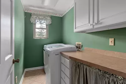 1501 Candlewood Drive, Columbus, OH 43235 - Photo 38