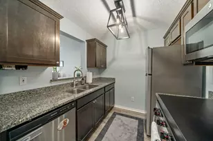4043 Parkcove Dr, Columbus, OH 43230 - Photo 8