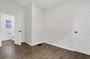180 E Morrill Ave, Columbus, OH 43207 - Photo 18