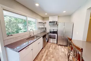 32 Marion St, Dublin, OH 43017 - Photo 8