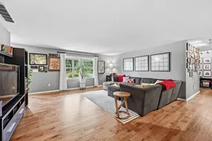 6676 Spicewood Ct, Columbus, OH 43228 - Photo 8