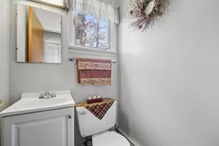 157 Spring Valley Dr SW, Granville, OH 43023 - Photo 8