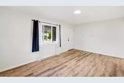 3244 Karl Road, Columbus, OH 43224 - Photo 6