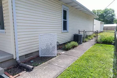 704 N Eastwood Avenue, Lancaster, OH 43130 - Photo 4