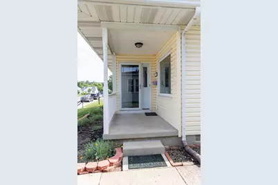 704 N Eastwood Avenue, Lancaster, OH 43130 - Photo 2