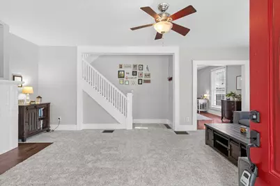 304 E Williams Avenue, Bellefontaine, OH 43311 - Photo 8