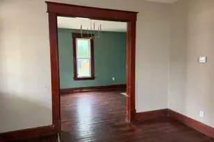 128 W Corwin St, Circleville, OH 43113 - Photo 8