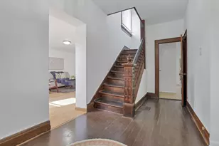 215 Martin Luther King Jr Blvd, Columbus, OH 43203 - Photo 8