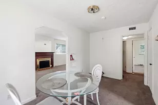 1127 Wildwood Ave, Columbus, OH 43219 - Photo 14