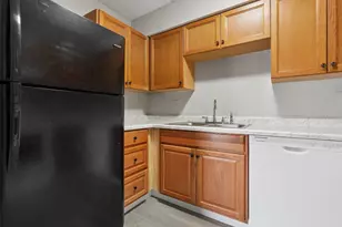 3941 Karl Rd, Columbus, OH 43224 - Photo 12