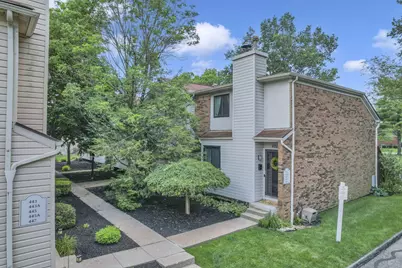 421 E North Street #C1, Worthington, OH 43085 - Photo 2