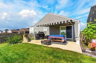 4932 Crestbrook Dr, Lockbourne, OH 43137 - Photo 8
