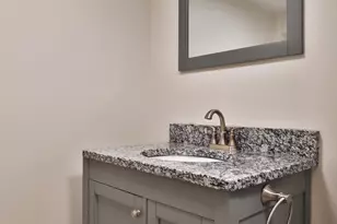 56 Aldrich Rd, Columbus, OH 43214 - Photo 34