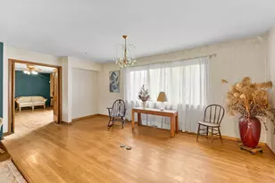 975 Lornaberry Ln, Columbus, OH 43213 - Photo 8