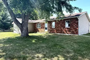 5062 Ashville Rd, Ashville, OH 43103 - Photo 1