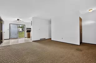 5062 Ashville Rd, Ashville, OH 43103 - Photo 6
