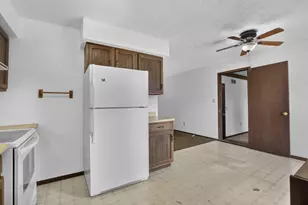 5062 Ashville Rd, Ashville, OH 43103 - Photo 10