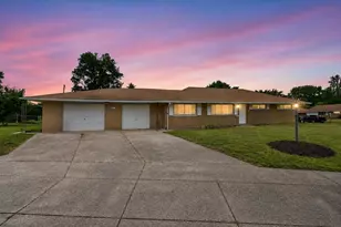 3318 Miriam Dr S, Columbus, OH 43204 - Photo 2