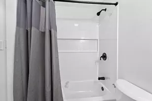 3318 Miriam Dr S, Columbus, OH 43204 - Photo 38