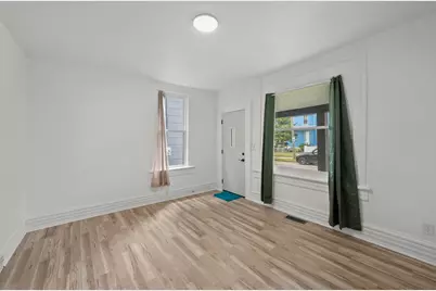 38 E Innis Avenue, Columbus, OH 43207 - Photo 2