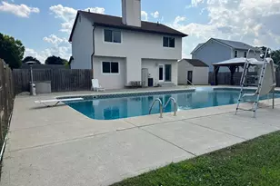 1518 Ojibwas Ct, Grove City, OH 43123 - Photo 2