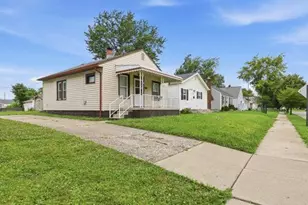2487 Azelda St, Columbus, OH 43211 - Photo 4
